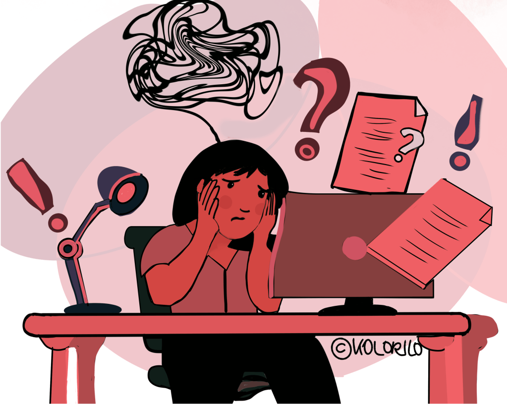 Frau sitzt müde und verzweifelt am Computer